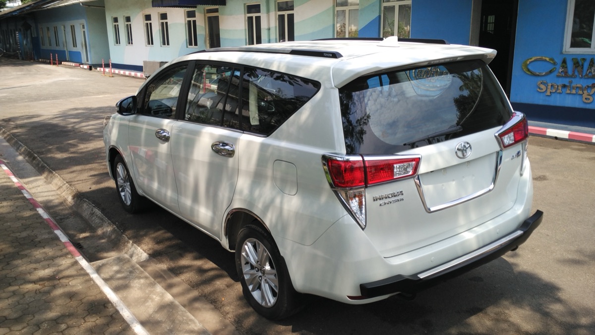 Full day rental cab service